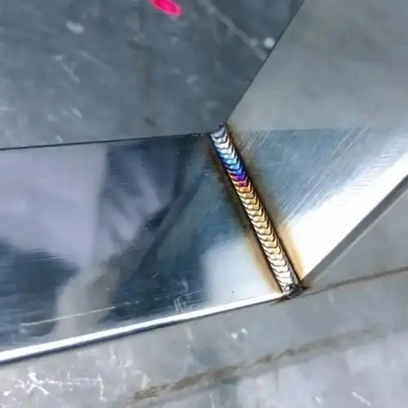 Ручной лазерный сварочный аппарат123 (3)